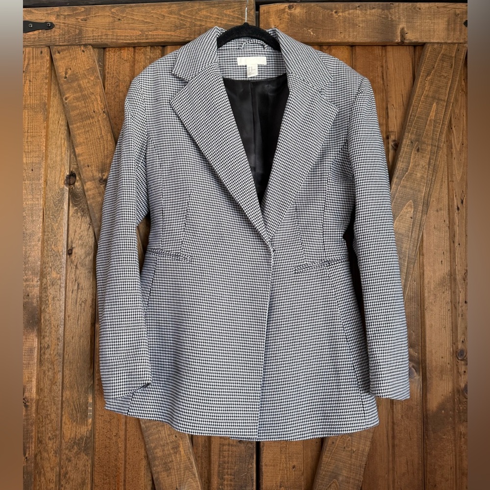 H&M Black and White Houndstooth Blazer